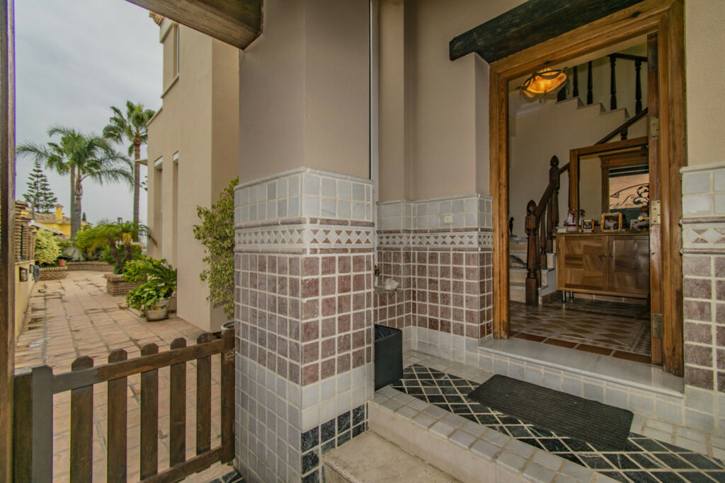 Detached Villa San Pedro de Alcántara Málaga - image 21