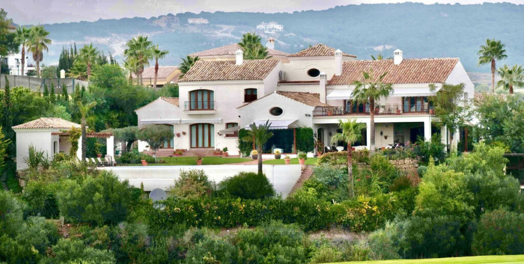 Detached Villa Sotogrande Alto Cádiz - image 22