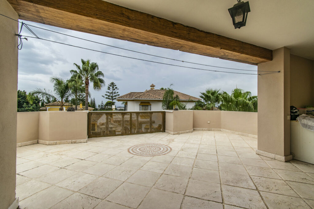 Detached Villa San Pedro de Alcántara Málaga - image 22