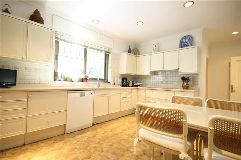 Detached Villa Los Monteros Málaga - image 22