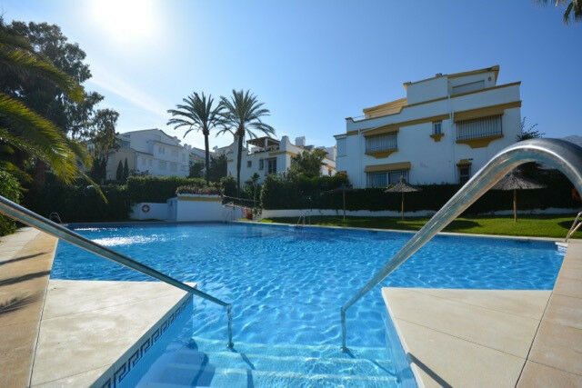 Townhouse The Golden Mile Málaga - image 25