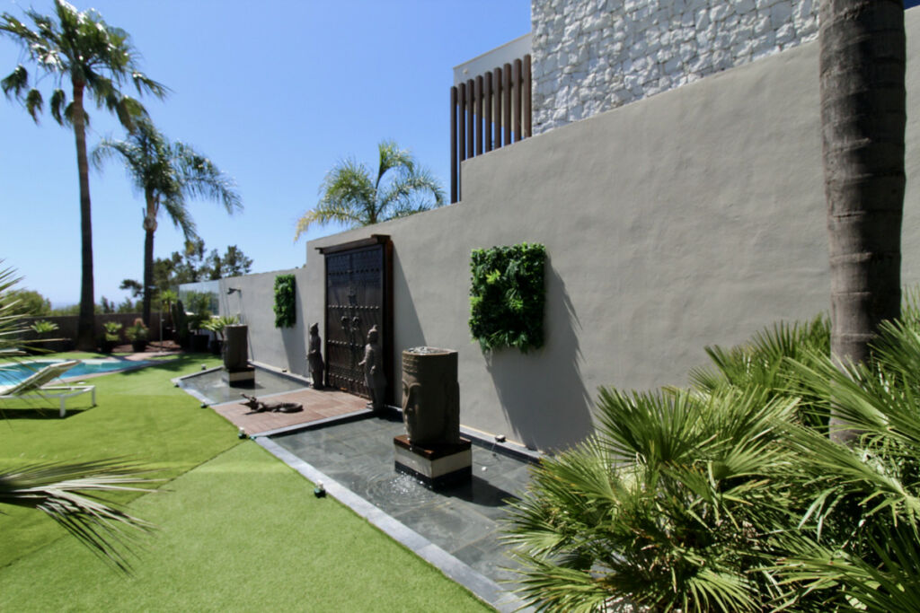 Detached Villa Benahavís Málaga - image 25
