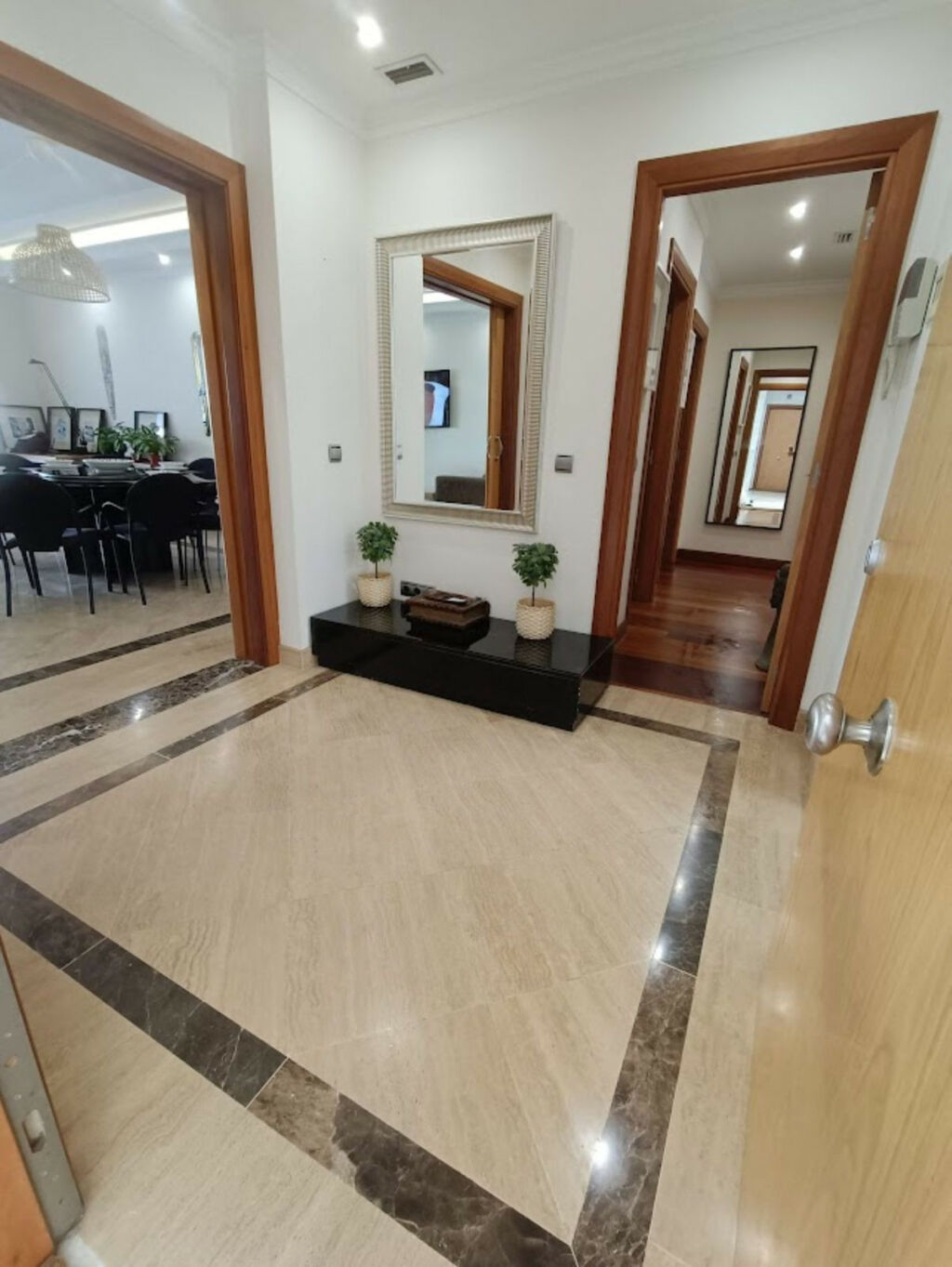 Ground Floor Apartment Puerto Banús Málaga - image 25