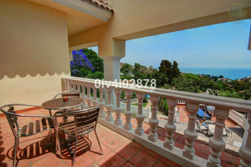 Detached Villa Benalmadena Pueblo Málaga - image 26