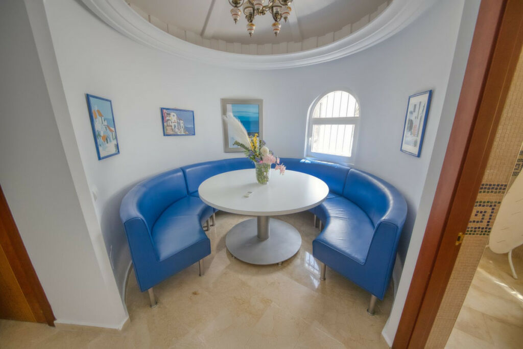 Detached Villa Benalmadena Málaga - image 27