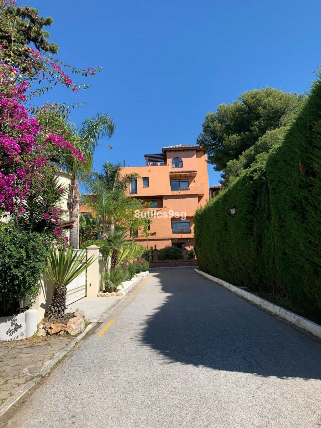 Middle Floor Apartment Estepona Málaga - image 18