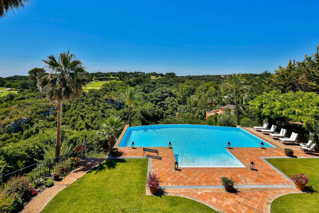 Detached Villa Sotogrande Alto Cádiz - image 29