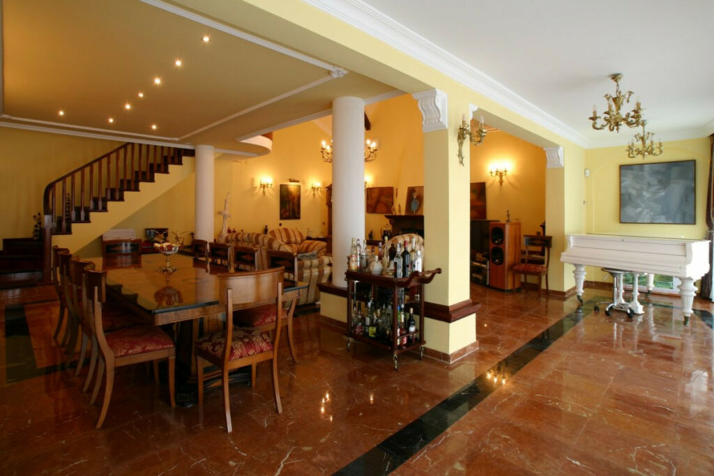 Detached Villa Málaga Málaga - image 3