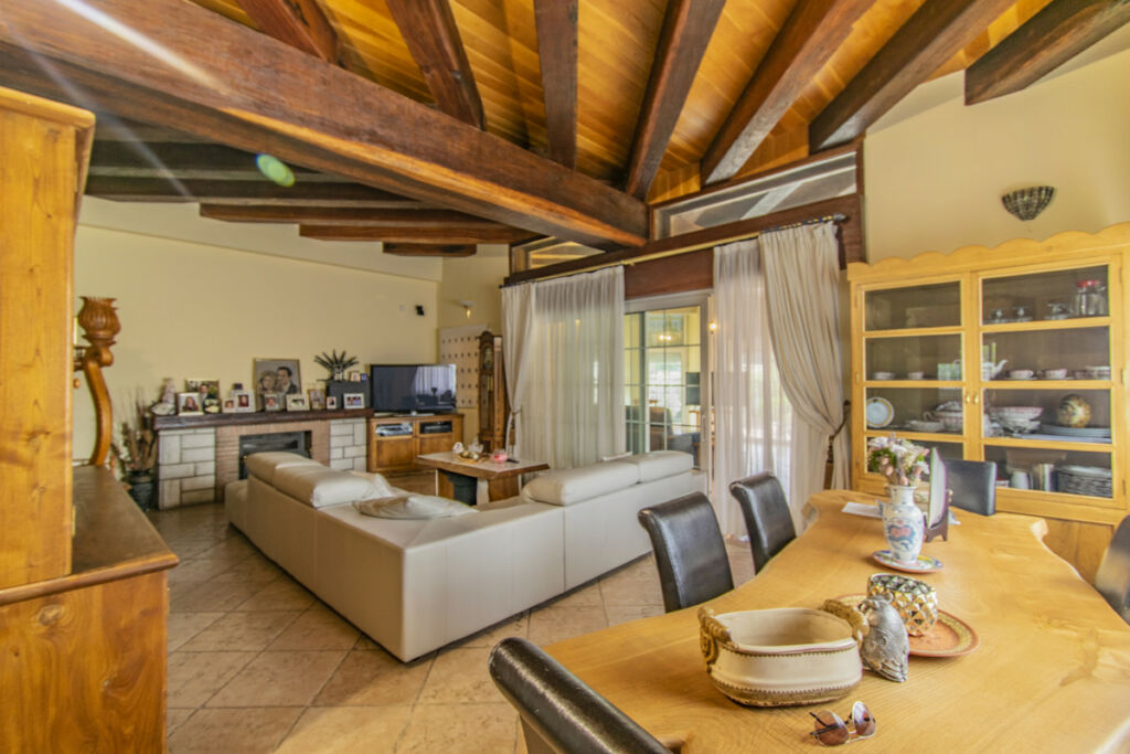 Detached Villa San Pedro de Alcántara Málaga - image 3