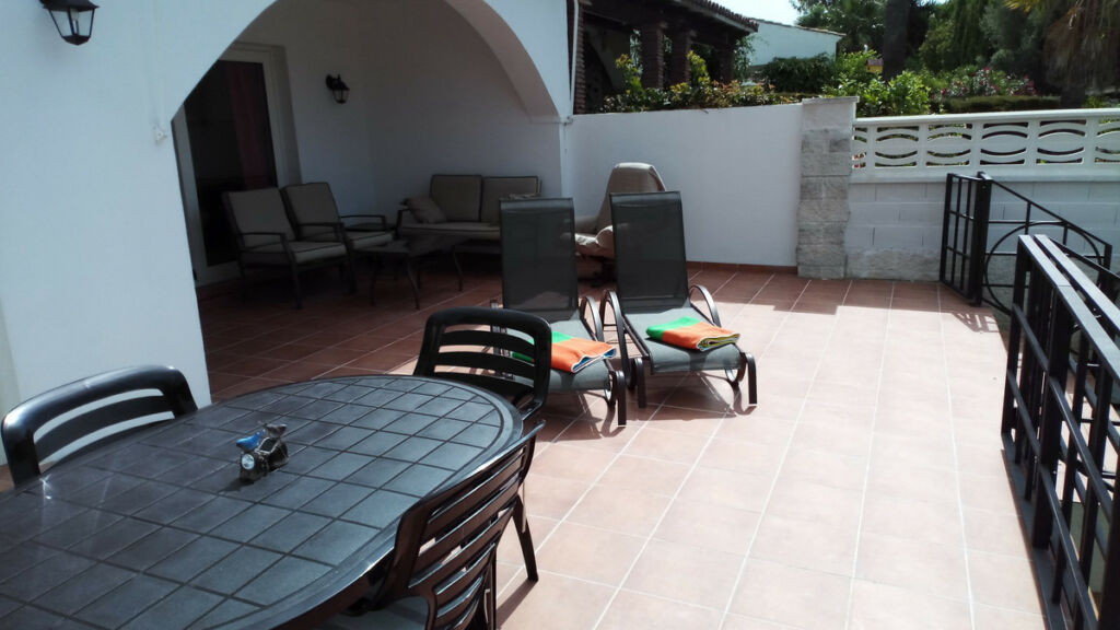Bungalow Artola Málaga - image 3