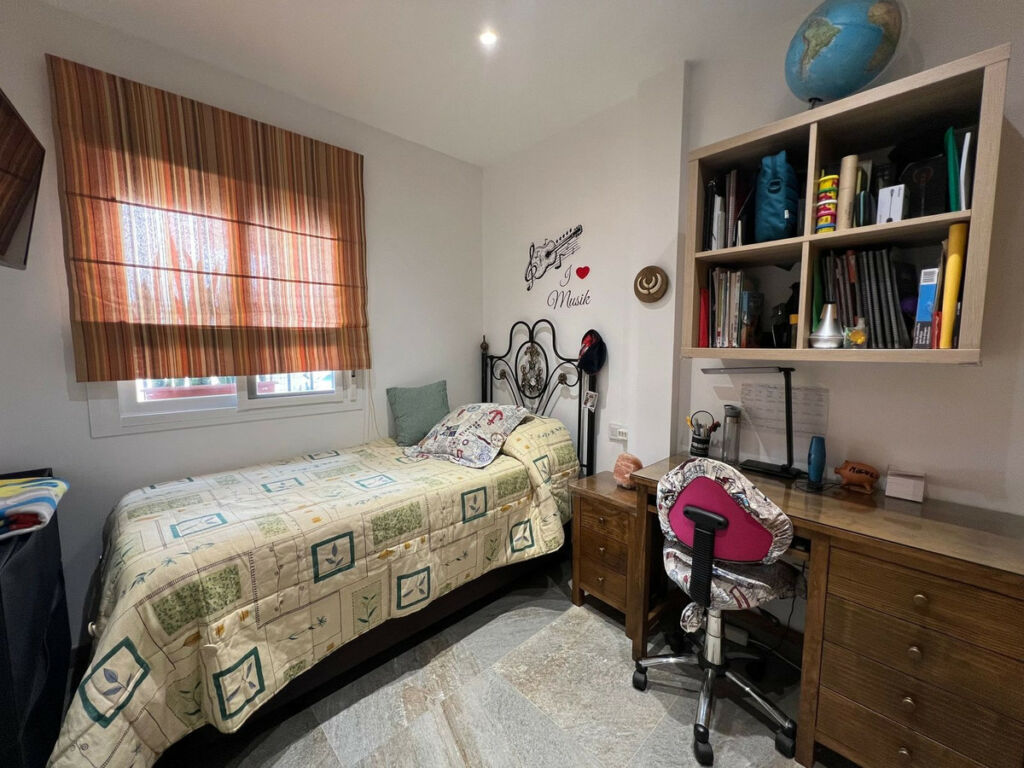 Townhouse Estepona Málaga - image 9