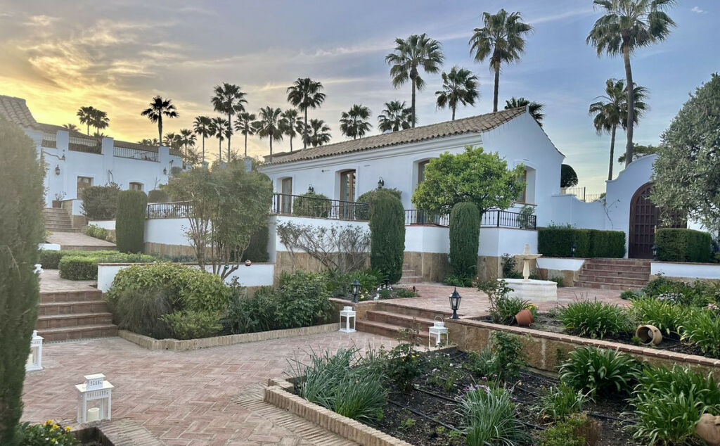 Detached Villa Sotogrande Alto Cádiz - image 3