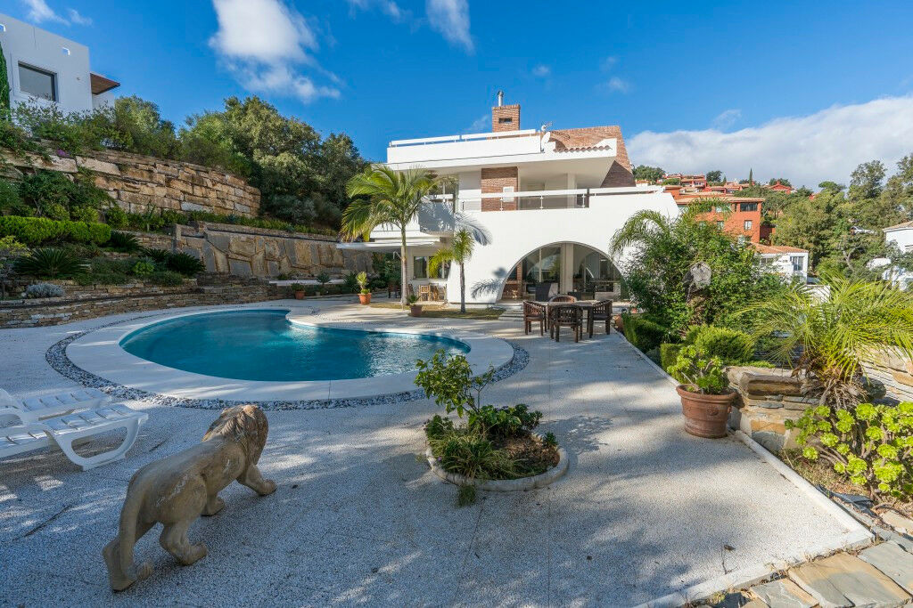 Detached Villa La Mairena Málaga - image 30