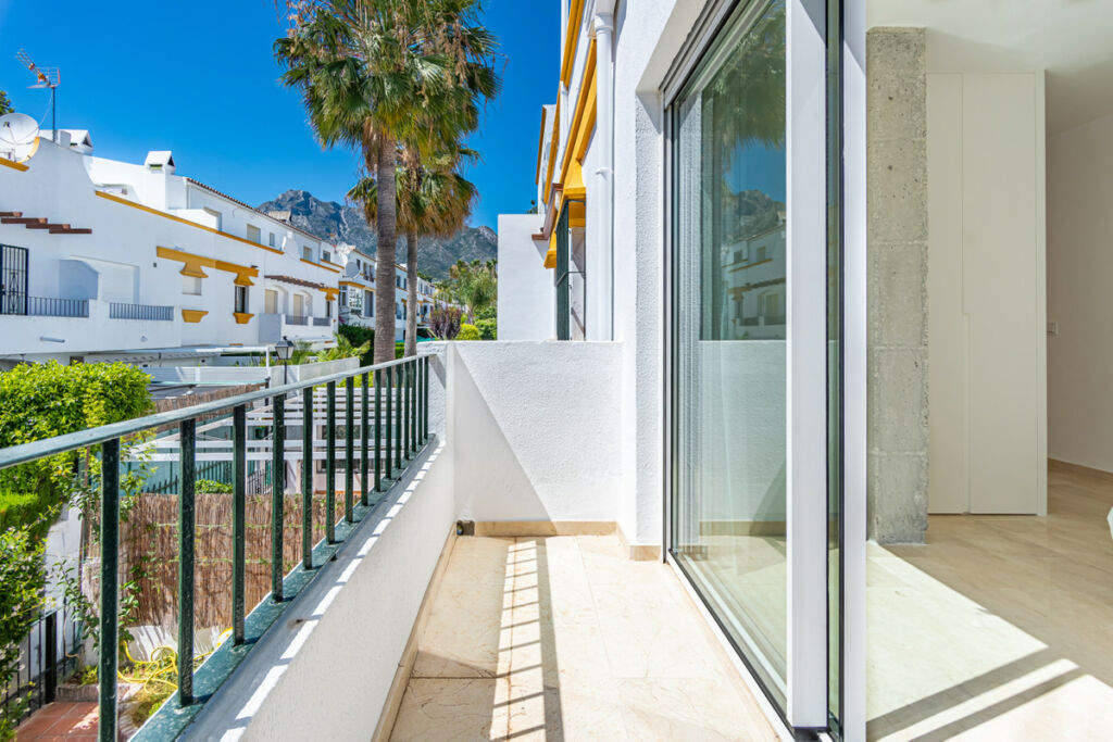 Townhouse The Golden Mile Málaga - image 30