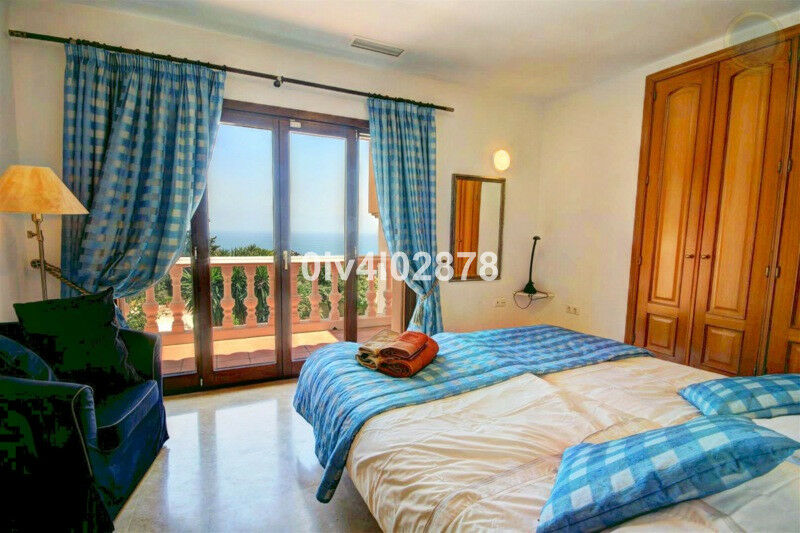 Detached Villa Benalmadena Pueblo Málaga - image 31