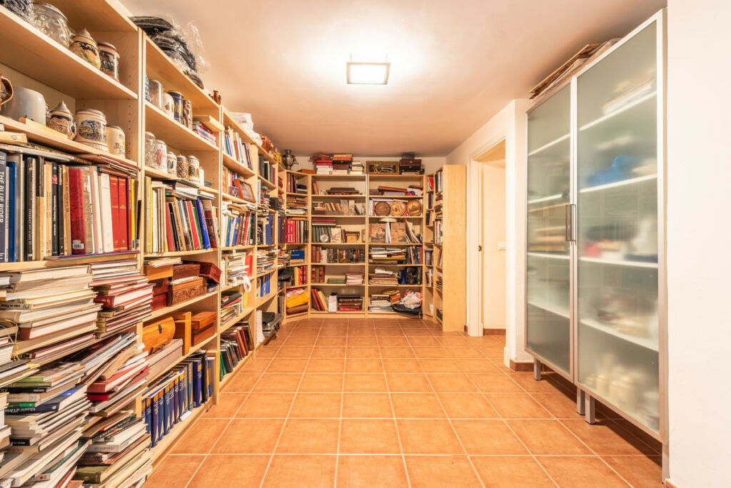 Detached Villa Marbella Málaga - image 31
