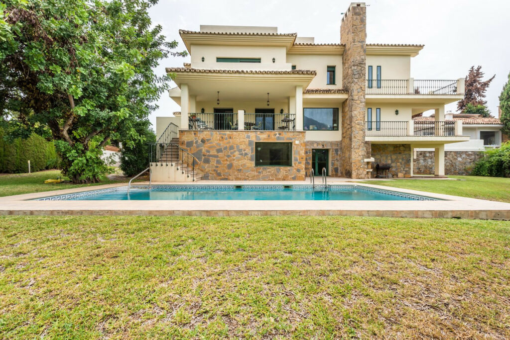 Detached Villa Marbella Málaga - image 33