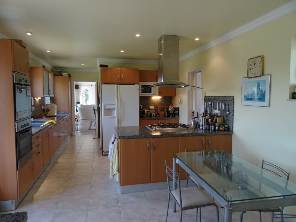 Detached Villa Sotogrande Alto Cádiz - image 32