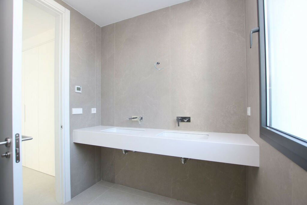 Detached Villa Río Real Málaga - image 34