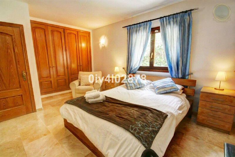 Detached Villa Benalmadena Pueblo Málaga - image 34
