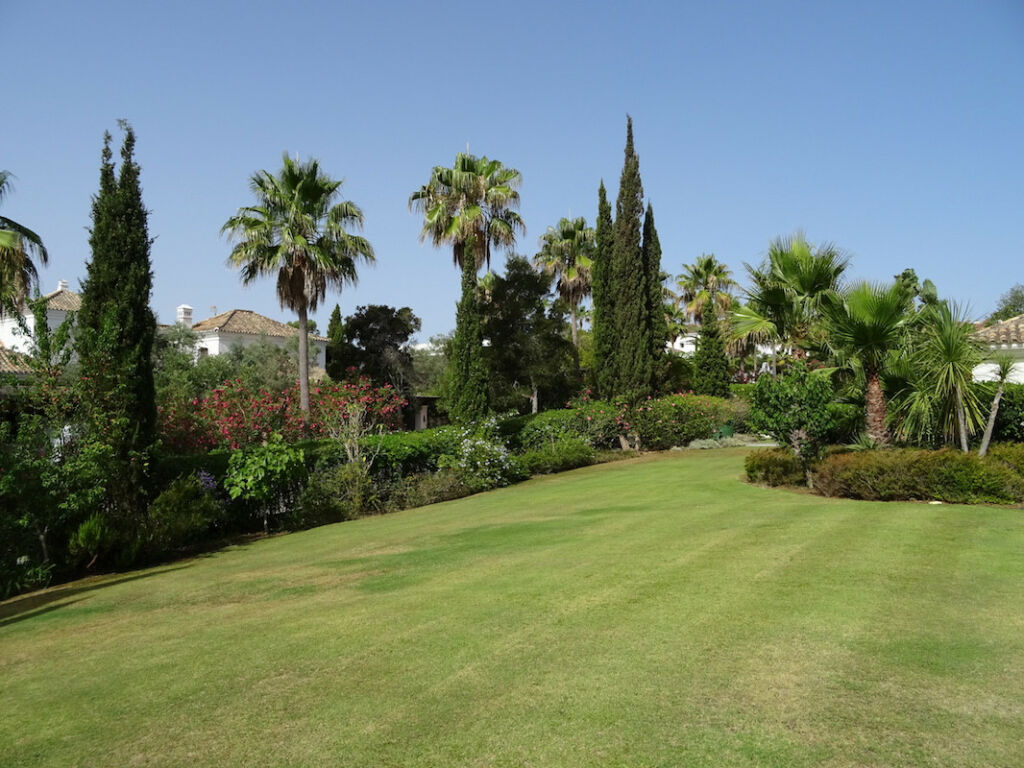 Detached Villa Sotogrande Alto Cádiz - image 33