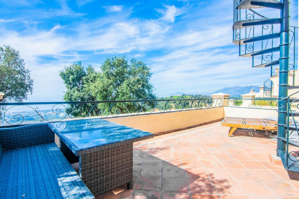 Semi-Detached House La Mairena Málaga - image 35