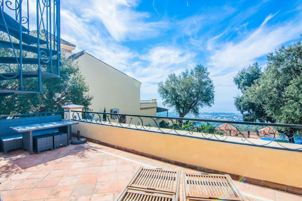 Semi-Detached House La Mairena Málaga - image 36