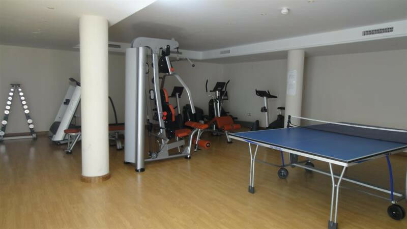 Middle Floor Apartment New Golden Mile Málaga - image 25