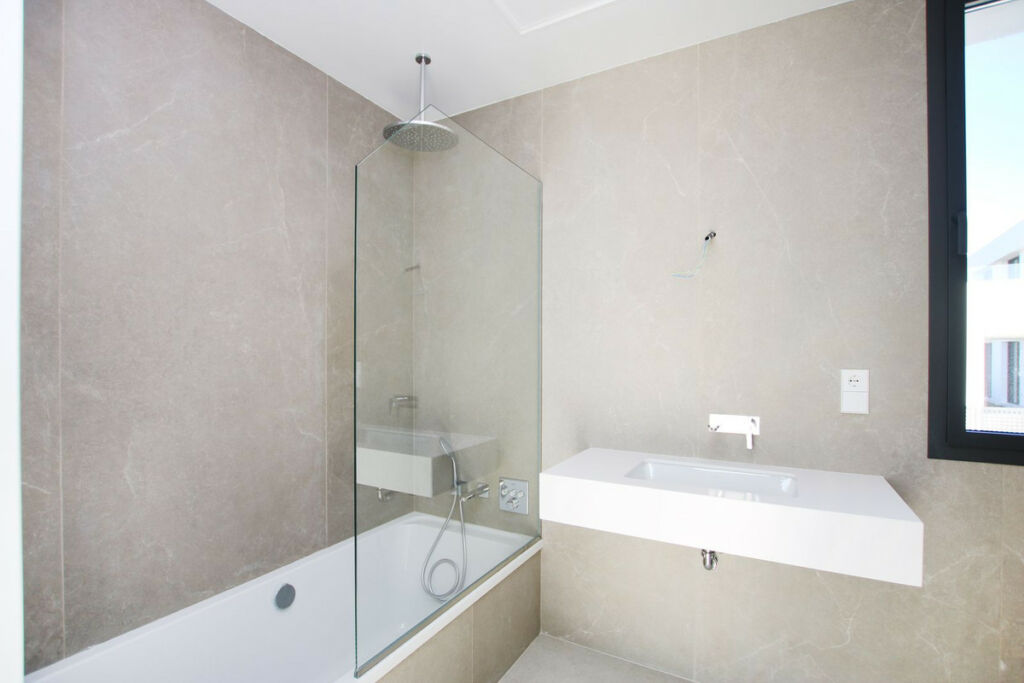 Detached Villa Río Real Málaga - image 39