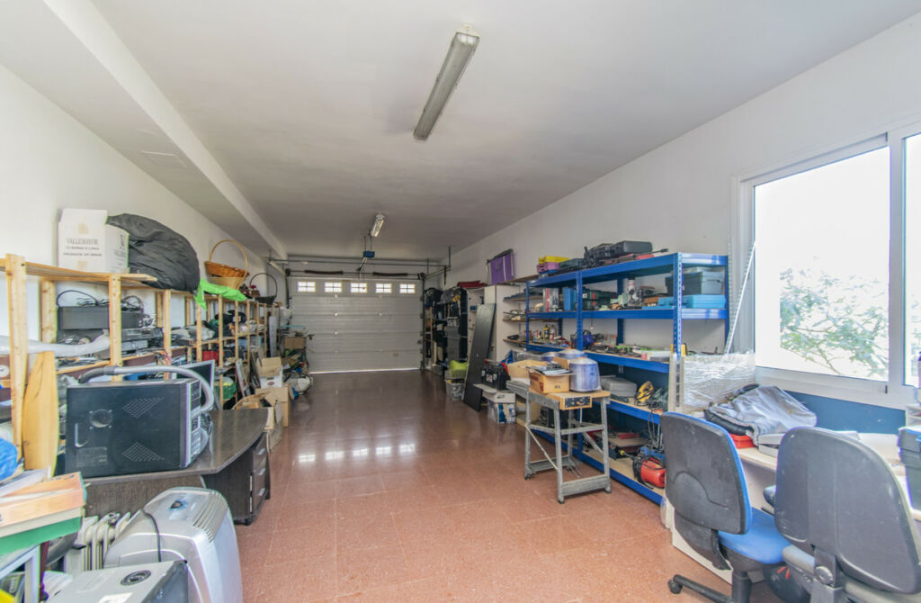 Detached Villa Estepona Málaga - image 38