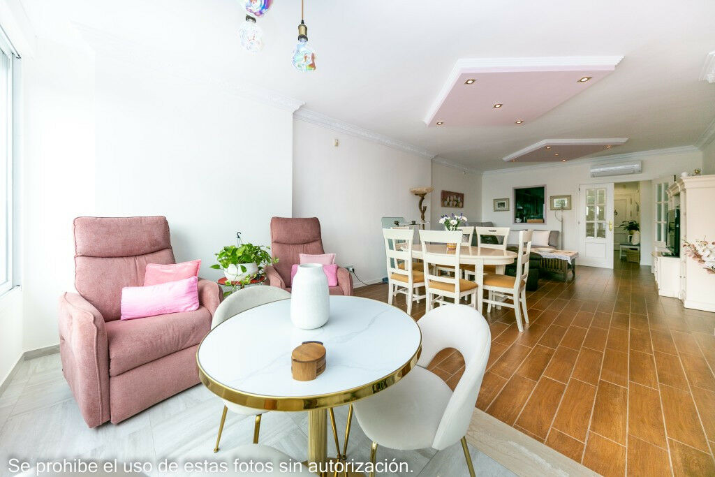 Middle Floor Apartment Mijas Costa Málaga - image 4