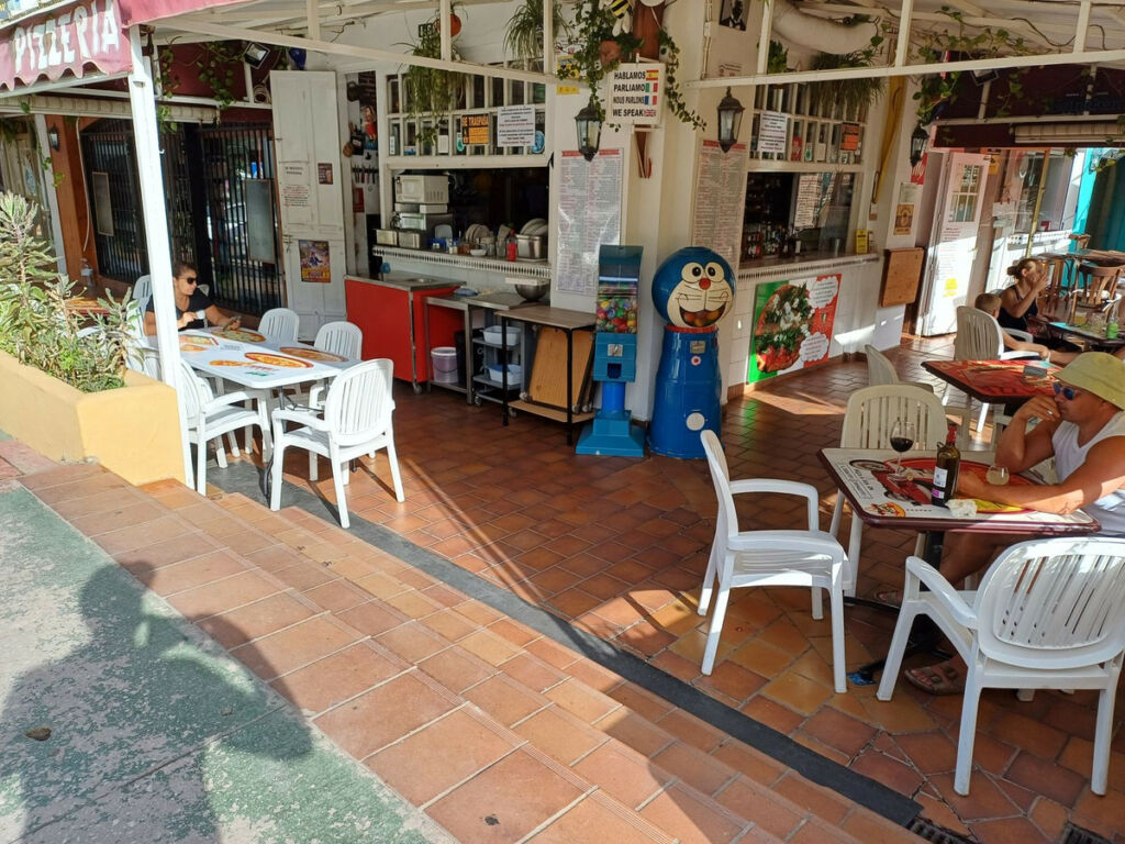 Restaurant New Golden Mile Málaga - image 7