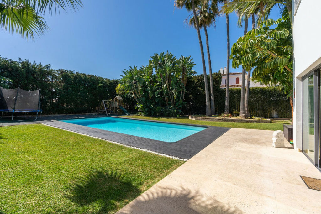 Detached Villa Costalita Málaga - image 41
