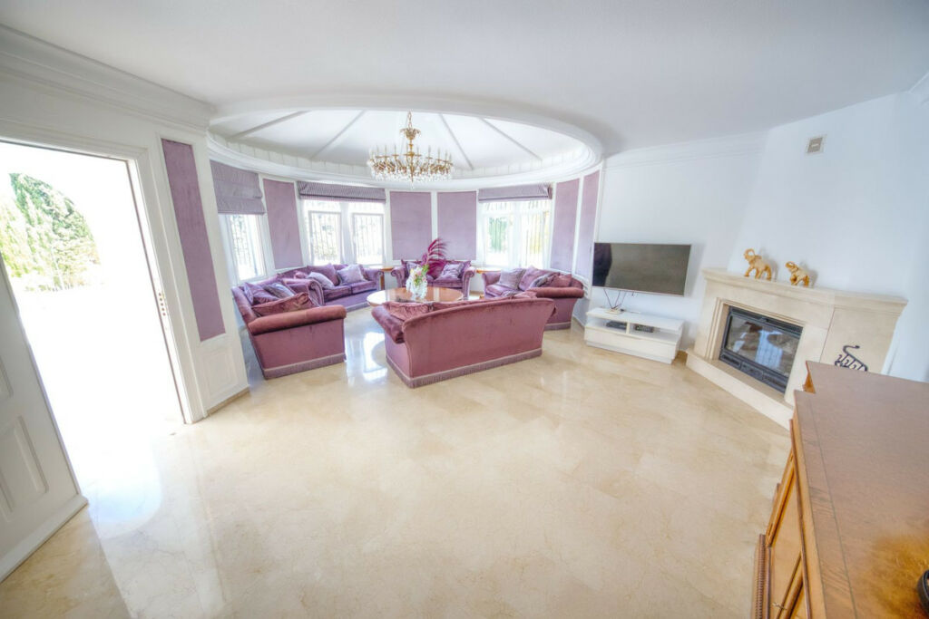 Detached Villa Benalmadena Málaga - image 42