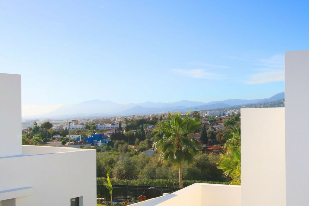 Detached Villa Río Real Málaga - image 46
