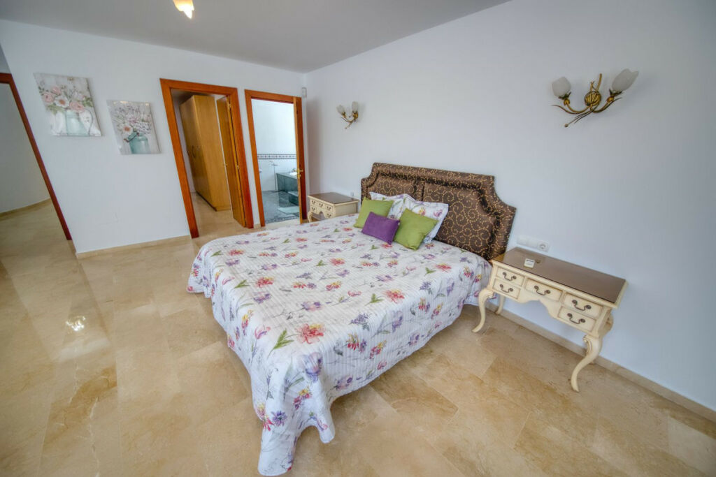 Detached Villa Benalmadena Málaga - image 46
