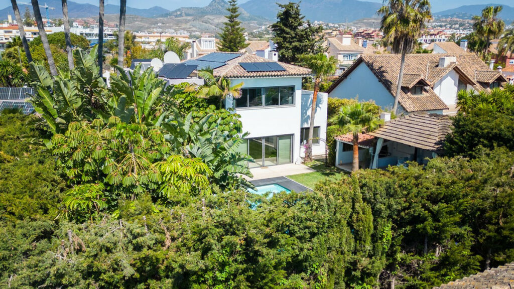 Detached Villa Costalita Málaga - image 46