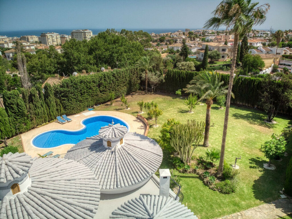 Detached Villa Benalmadena Málaga - image 5