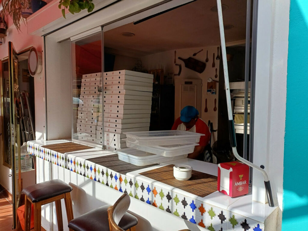Restaurant New Golden Mile Málaga - image 8