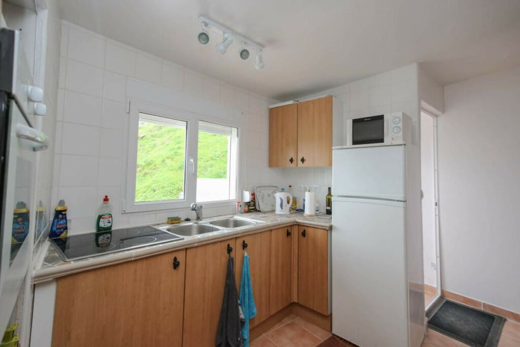 Townhouse Tolox Málaga - image 5