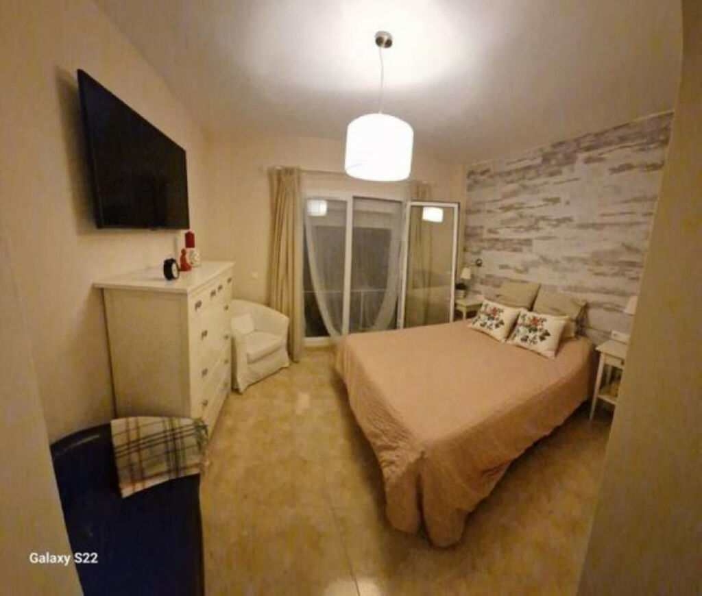 Ground Floor Apartment La Línea Cádiz - image 5