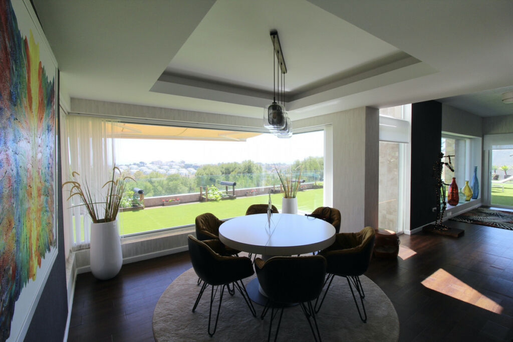 Detached Villa Benahavís Málaga - image 6