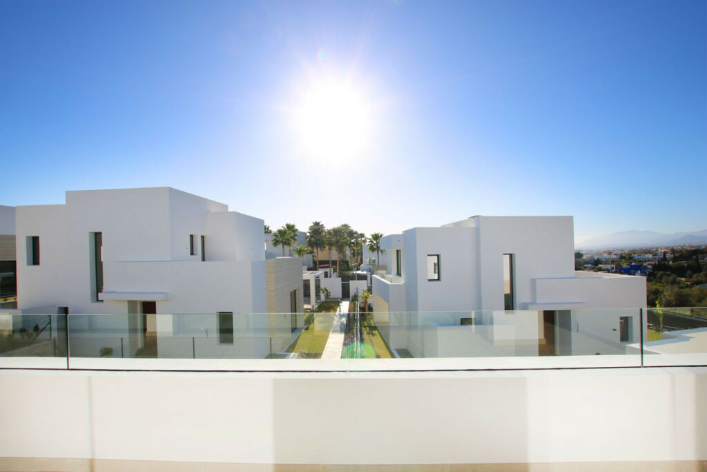 Detached Villa Río Real Málaga - image 52