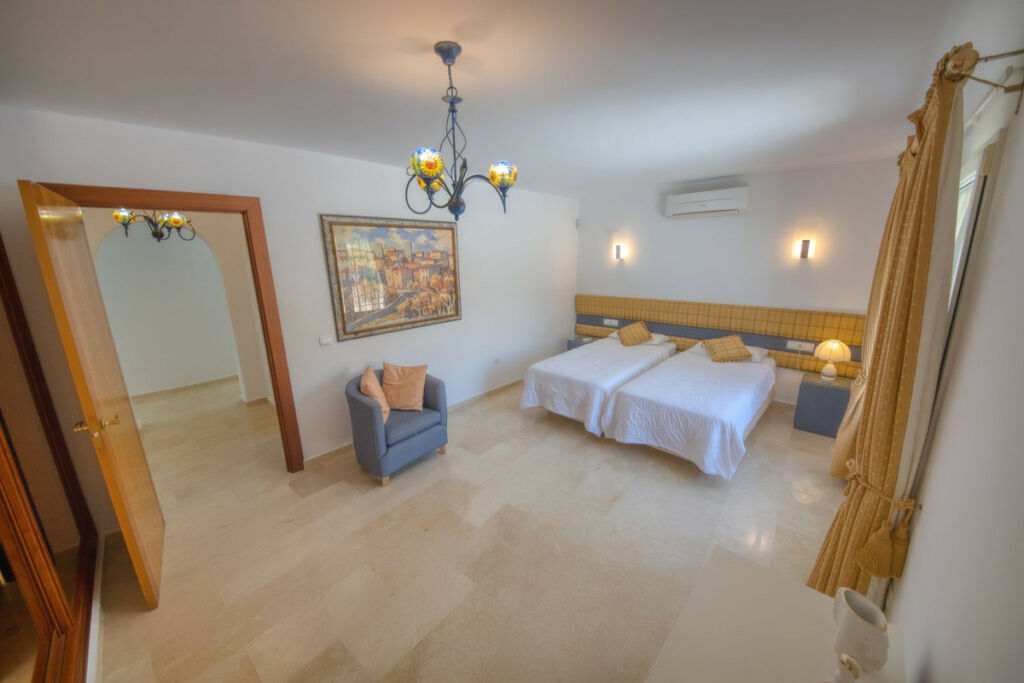 Detached Villa Benalmadena Málaga - image 56