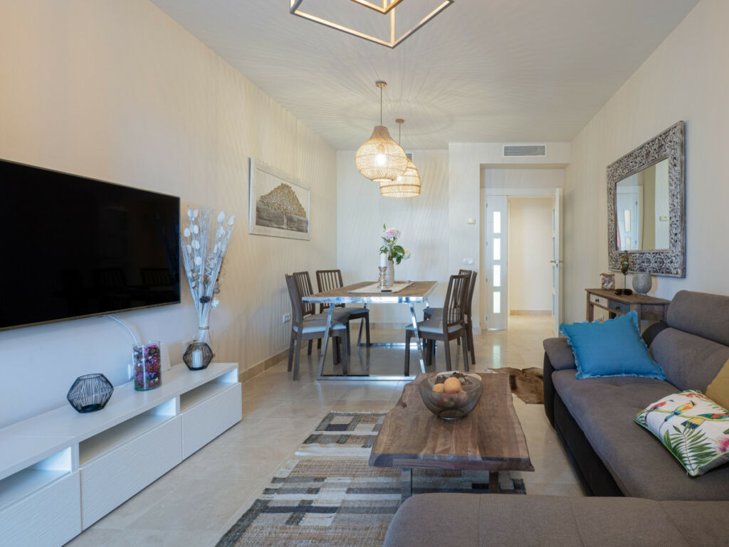 Ground Floor Apartment Los Flamingos Málaga - image 6
