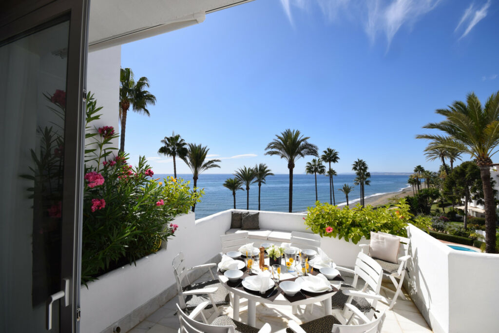 Penthouse Estepona Málaga - image 6