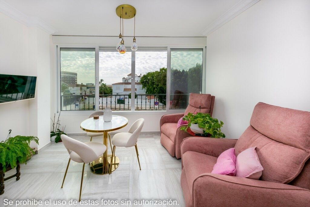 Middle Floor Apartment Mijas Costa Málaga - image 6