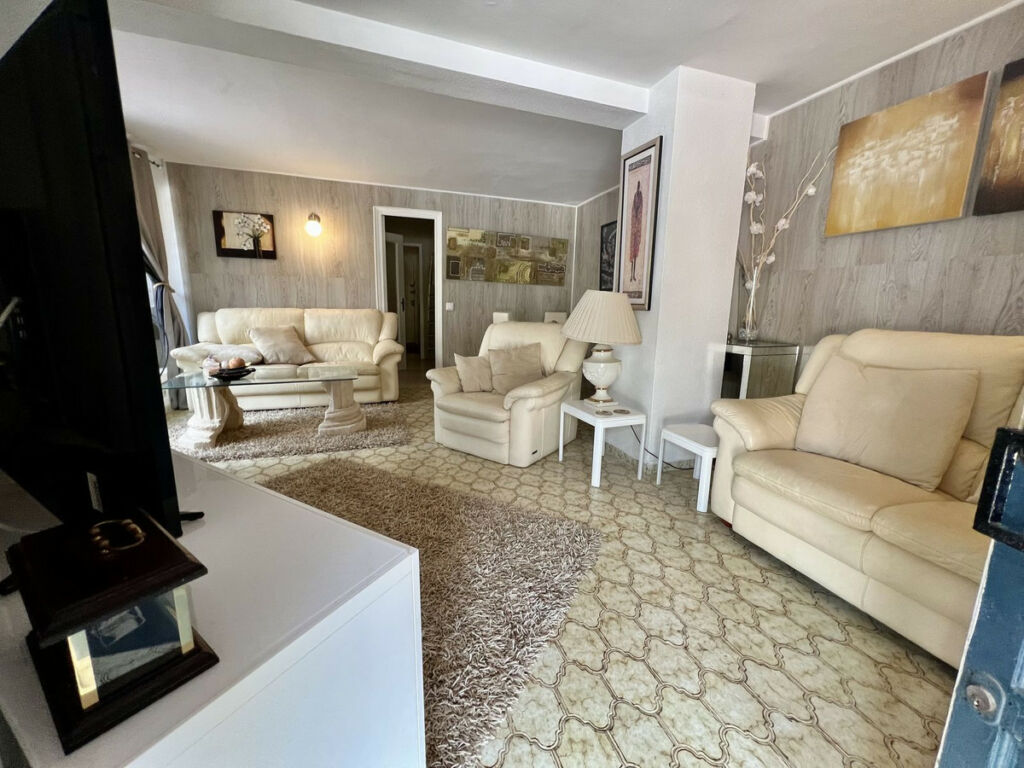 Shop Puerto de Cabopino Málaga - image 6
