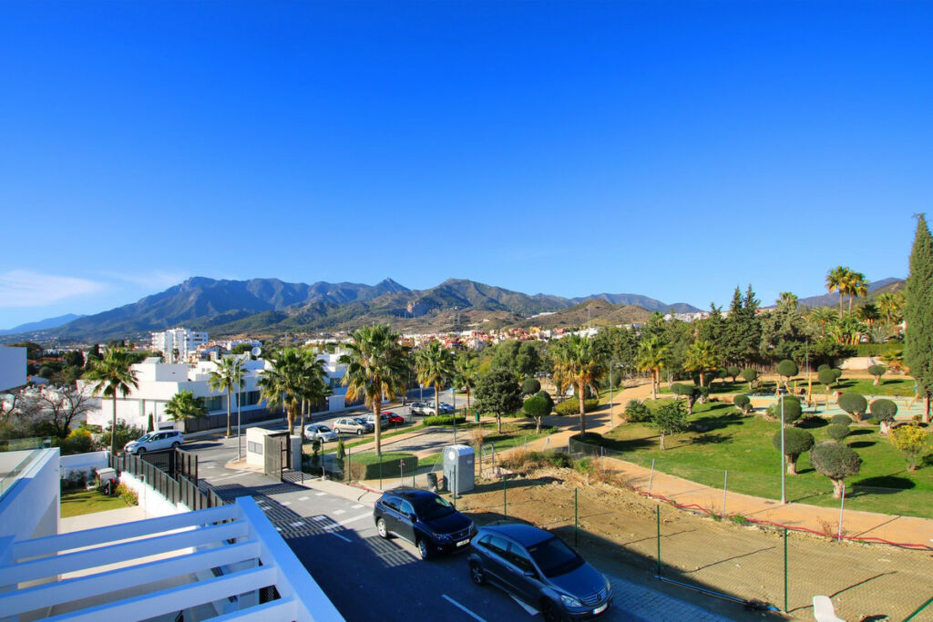 Detached Villa Río Real Málaga - image 64