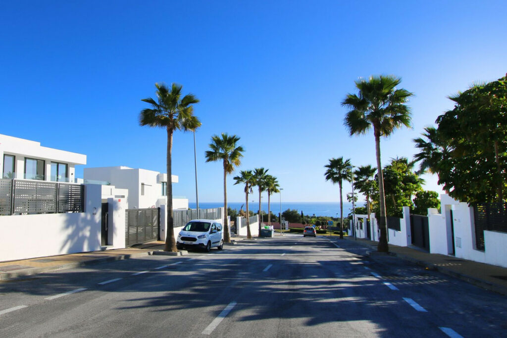 Detached Villa Río Real Málaga - image 65